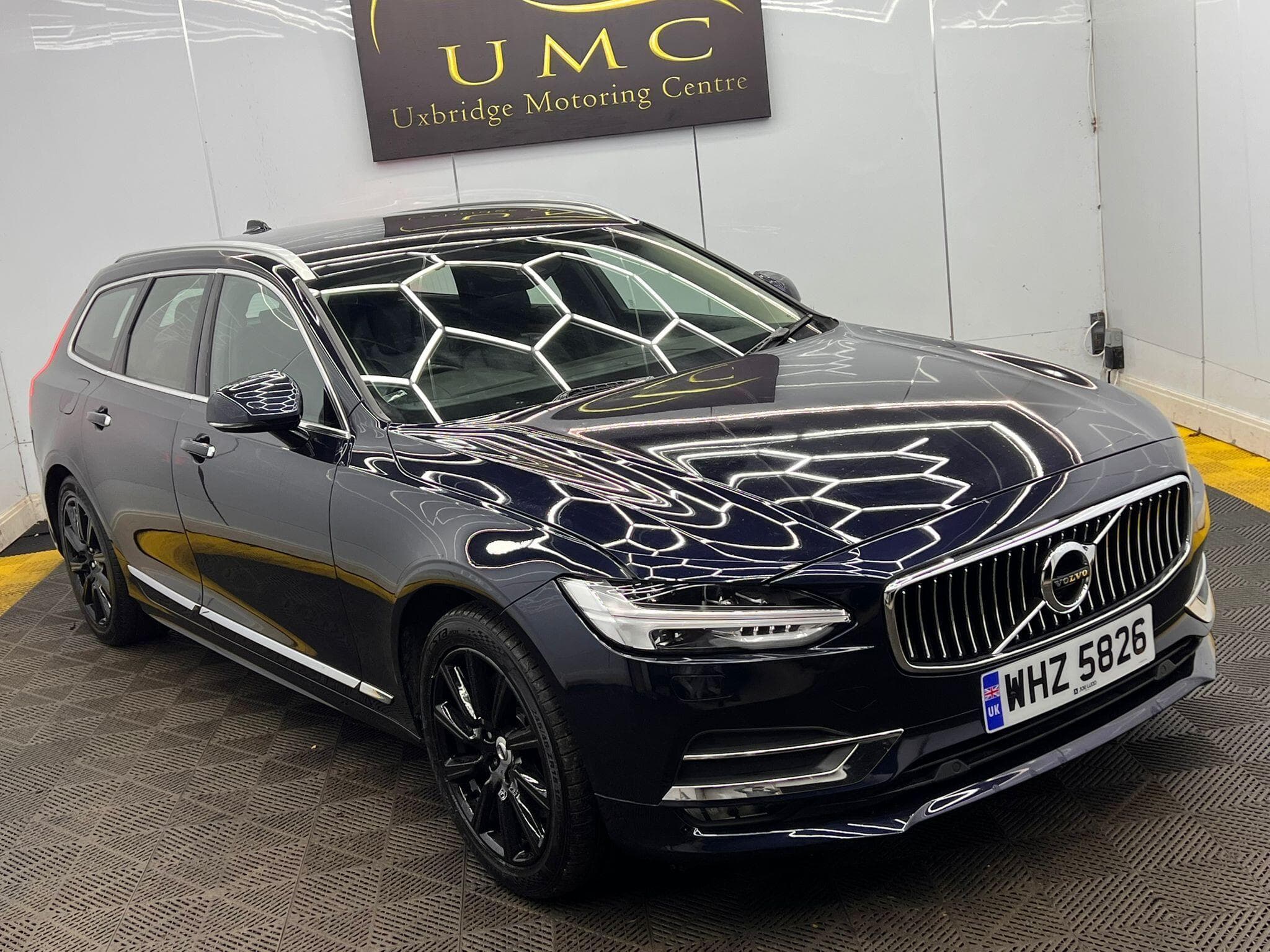 Volvo V90