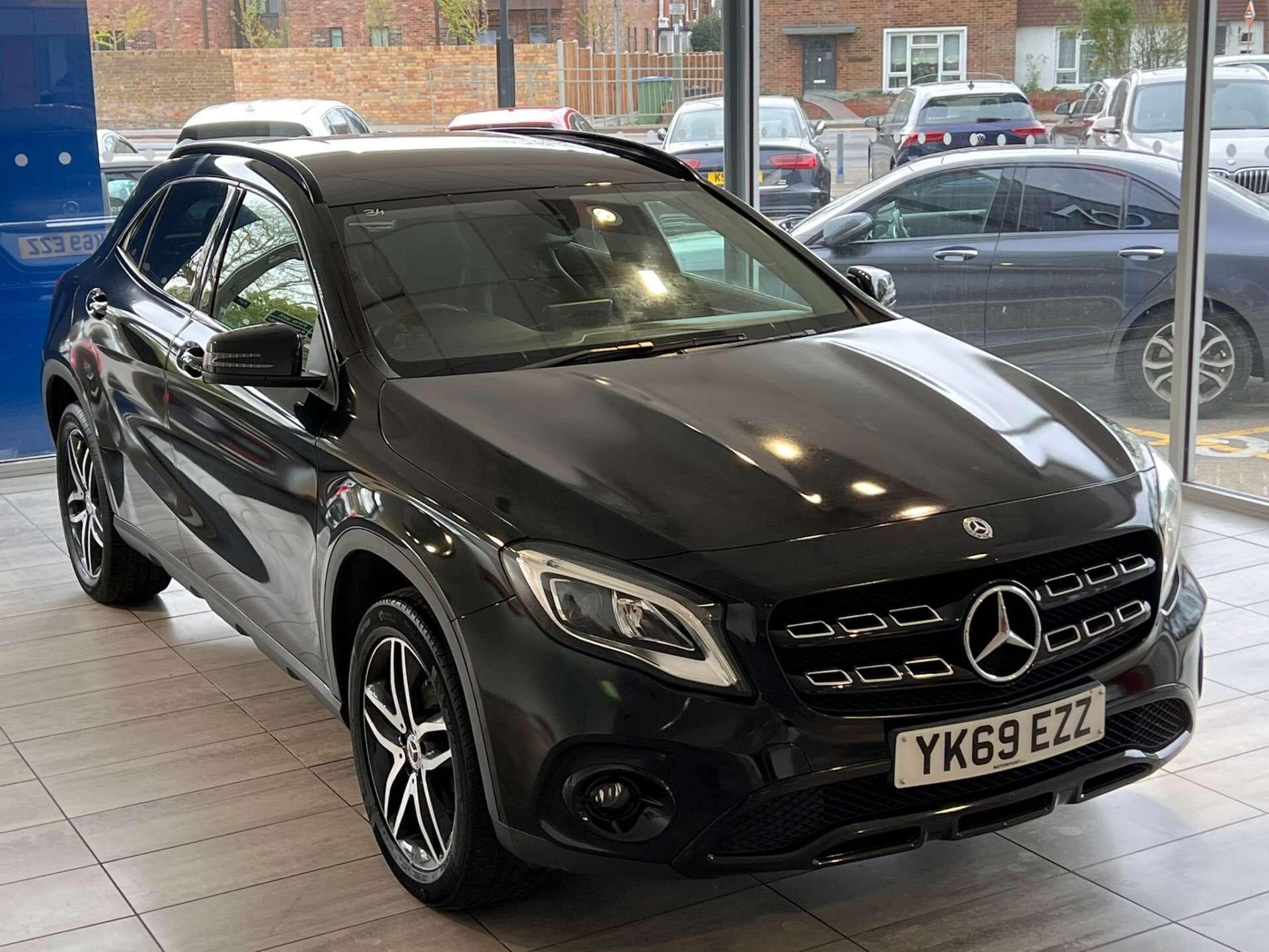 Mercedes-Benz GLA