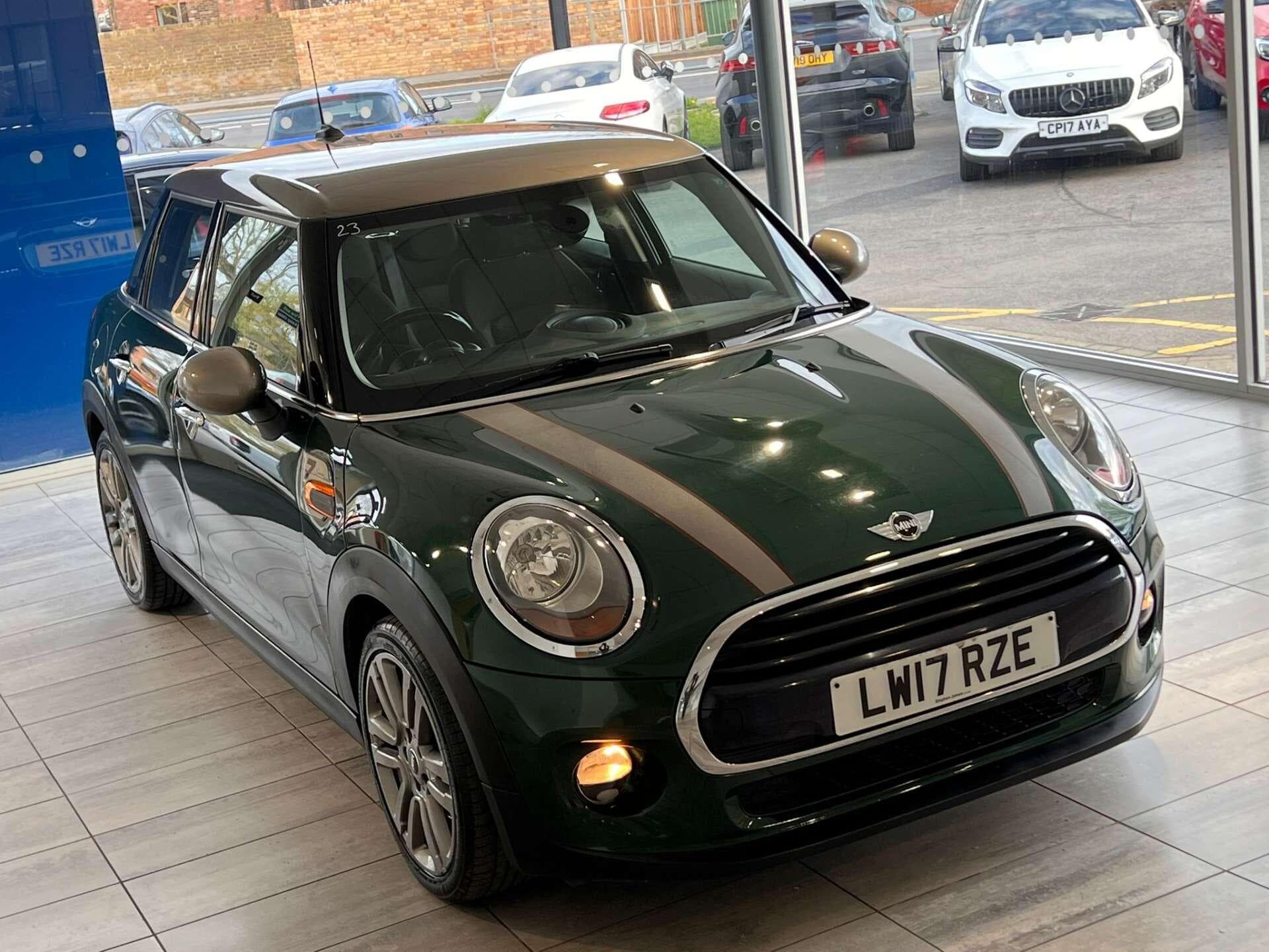 MINI HATCH